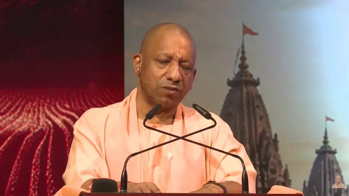 CM Yogi Invokes Gandhi to Praise Modi's Kashi Vishwanath Dham