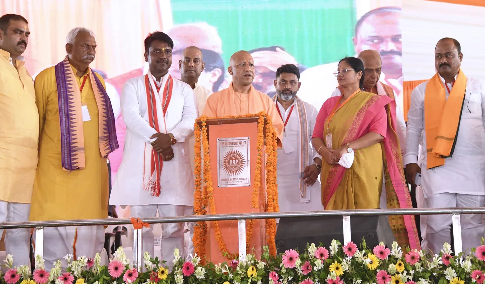 CM Yogi Launches ₹475 Crore Projects in Sant Kabir Nagar, Gorakhpur