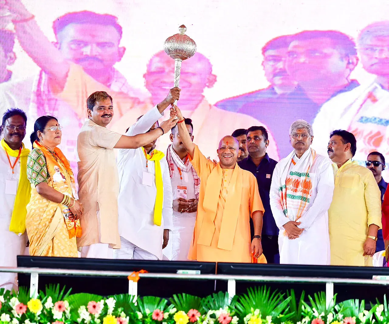 CM Yogi launches ₹692 cr projects across Ghazipur