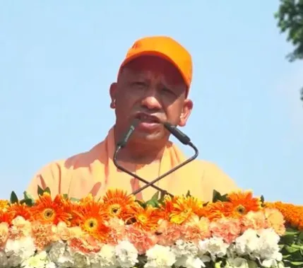 Yogi Adityanath launches Tiranga Yatra with Youth in UP under Har Ghar Tiranga