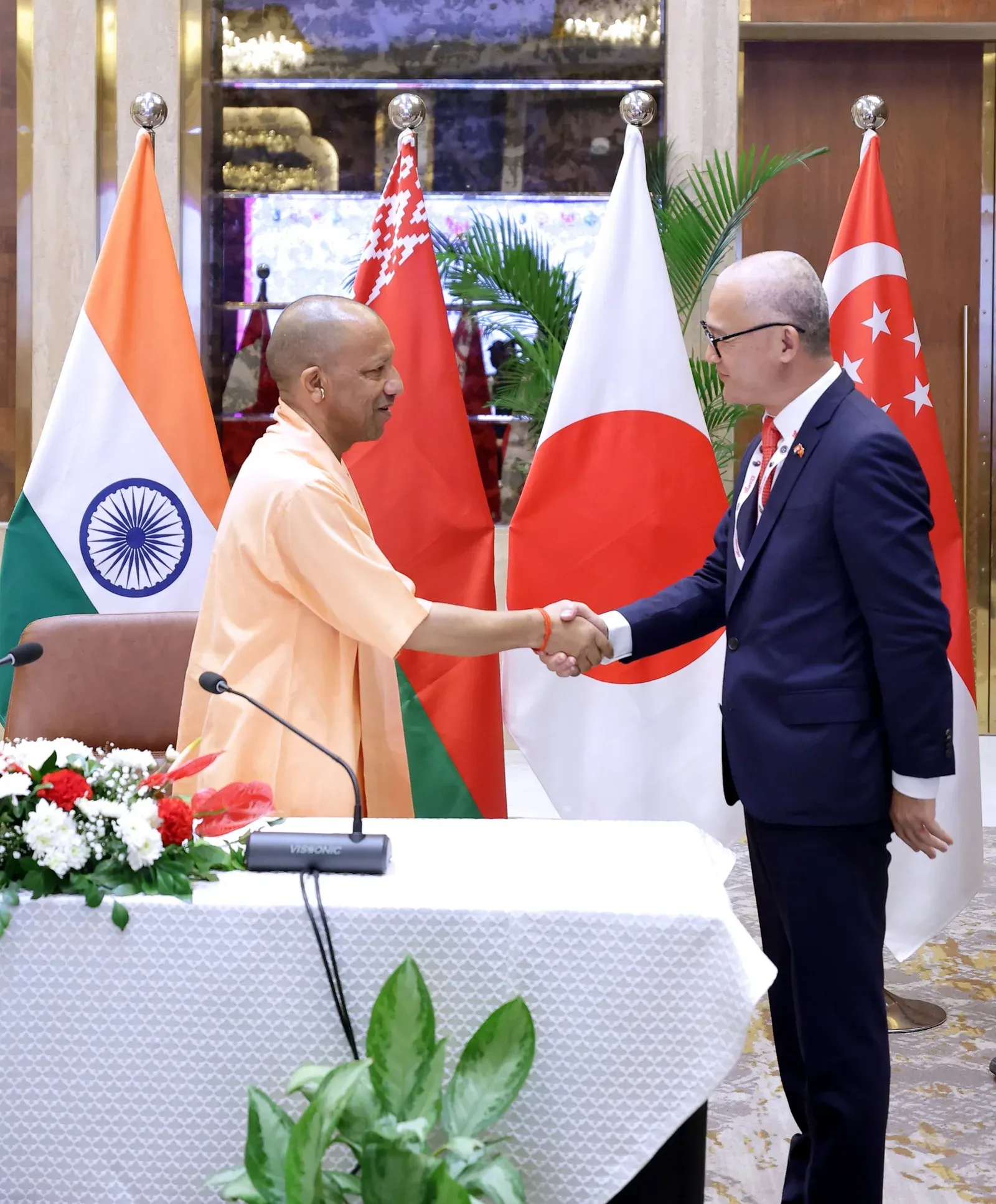 CM Yogi Meets Vietnam Ambassador at UP Trade Show 2026