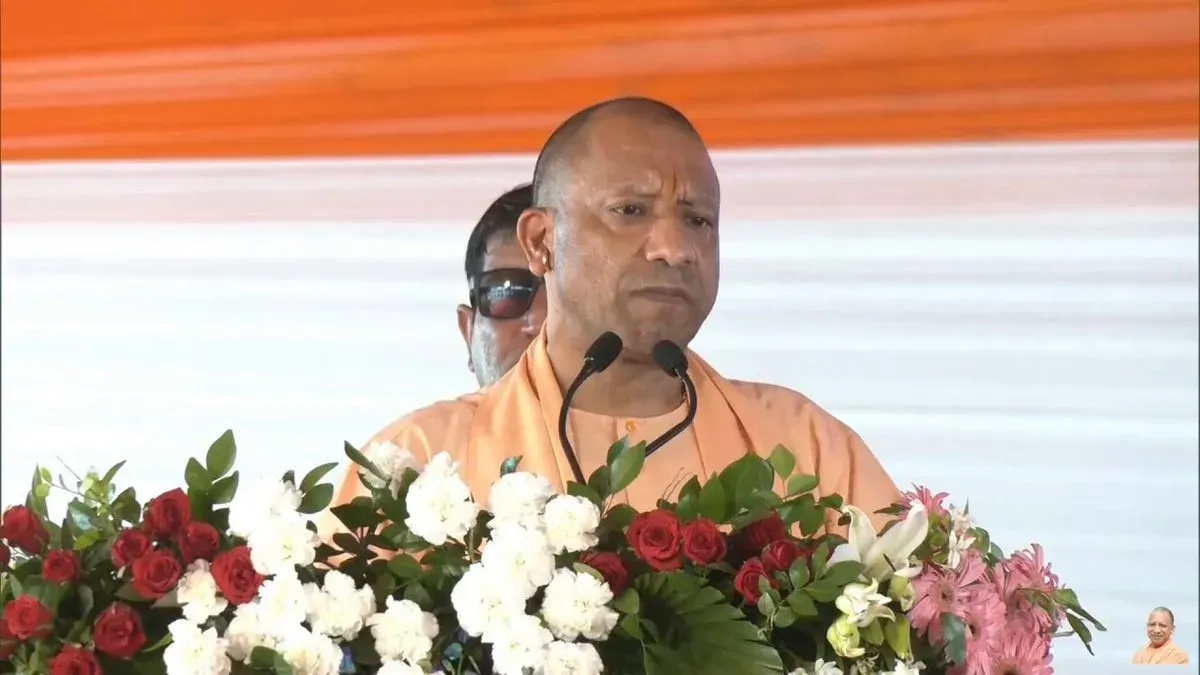 CM Yogi Pledges to Make Bundelkhand 'Heaven on Earth'