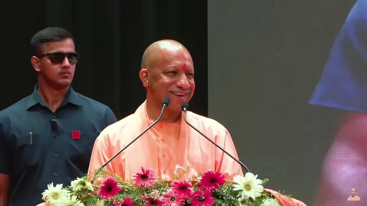 CM Yogi Reaffirms Anti-Mafia Vow and Welfare Push in UP