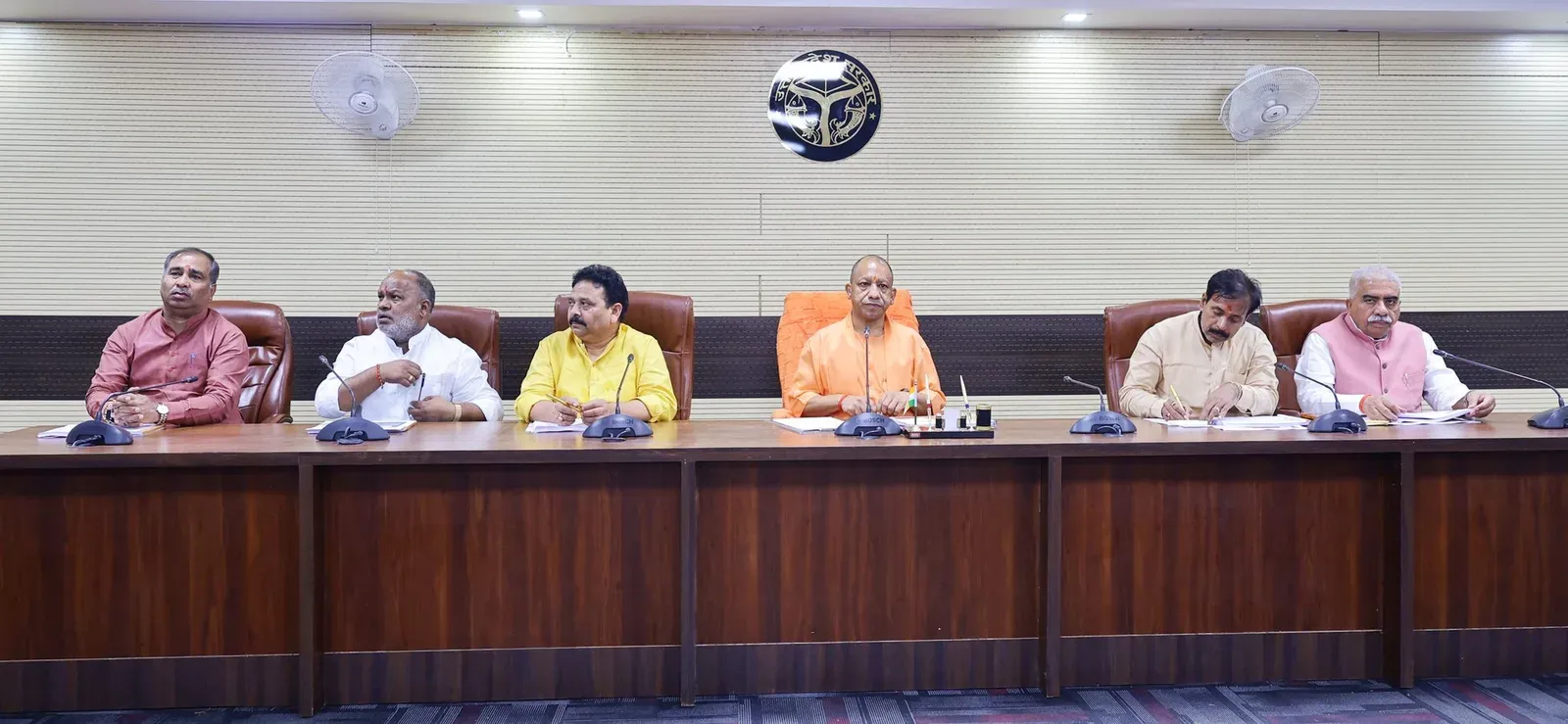 CM Yogi Reviews Varanasi Development, Jal Jeevan Mission Progress