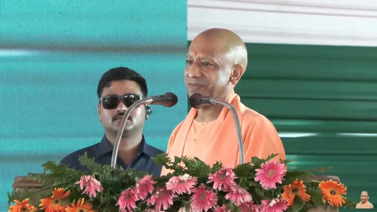 CM Yogi targets SP over mafia links in sharp attack