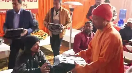 Did CM Yogi Inspect Night Shelters in Gorakhpur During the Severe Cold Wave?