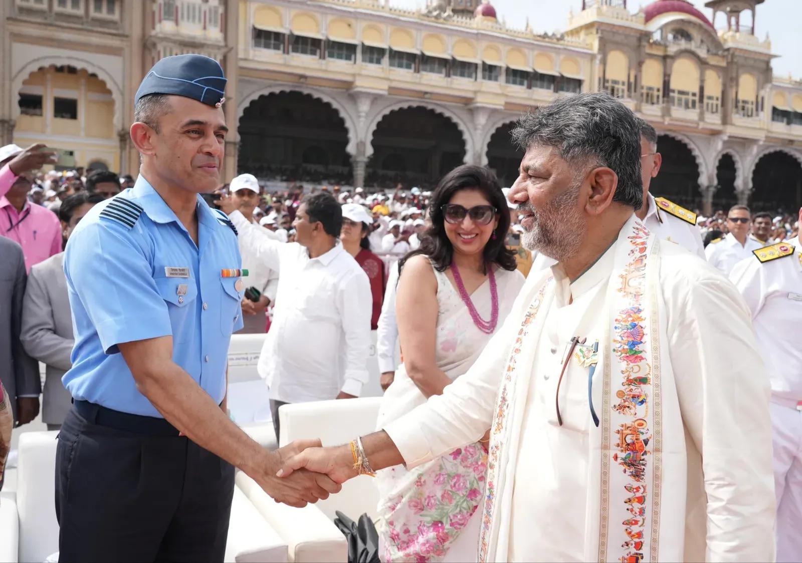 CMO Karnataka Hails Mysore Dasara 2026 as Festival of Art