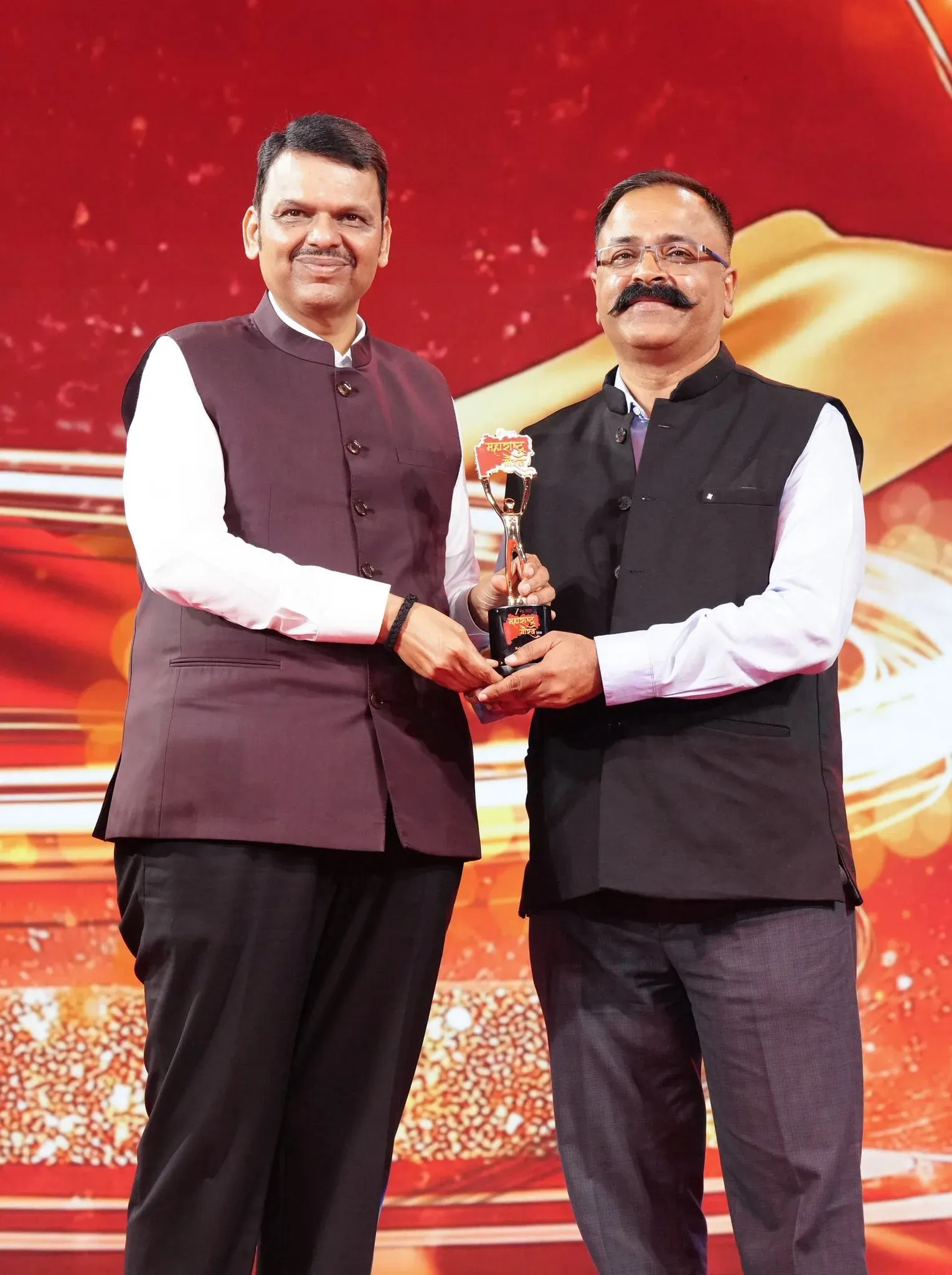 CMO Maharashtra Backs Zee 24 Taas Award Ceremony