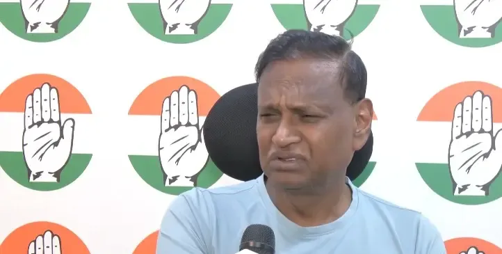 Cockroach effigy row: Congress, BJP call CJP AAP's proxy youth wing