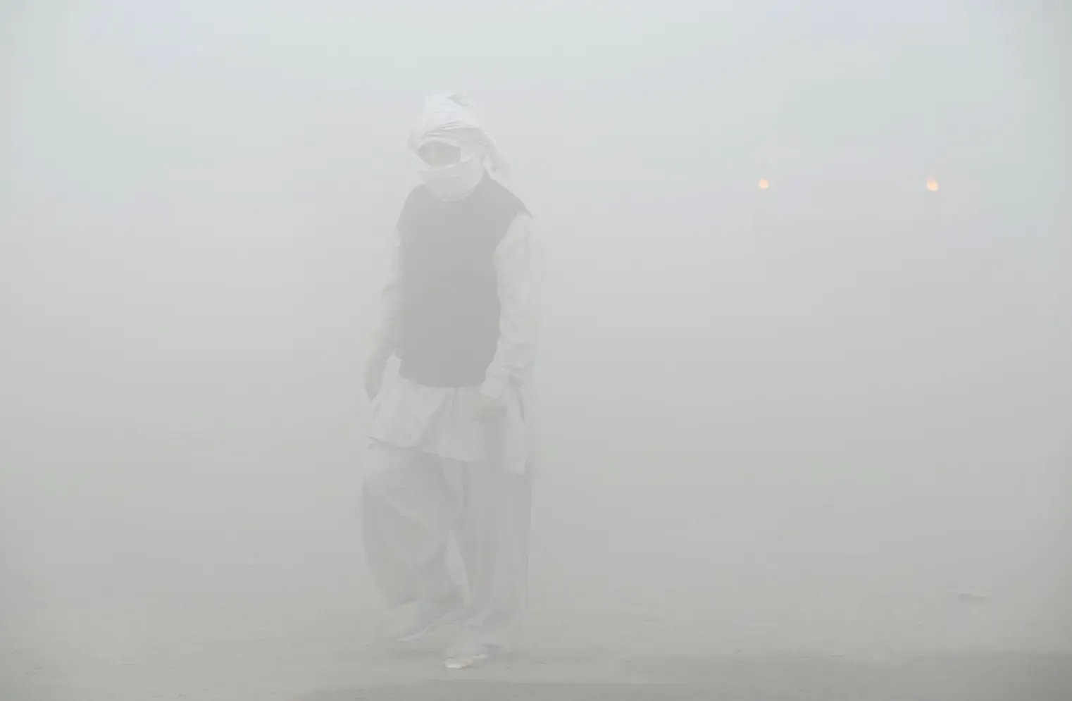 Severe Cold Wave Hits Rajasthan, Visibility Drops Below 30 Metres Due to Dense Fog