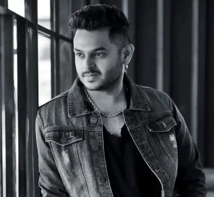 Comedian Sidharth Sagar Claims <b>'Real Humor is Effortless'</b>