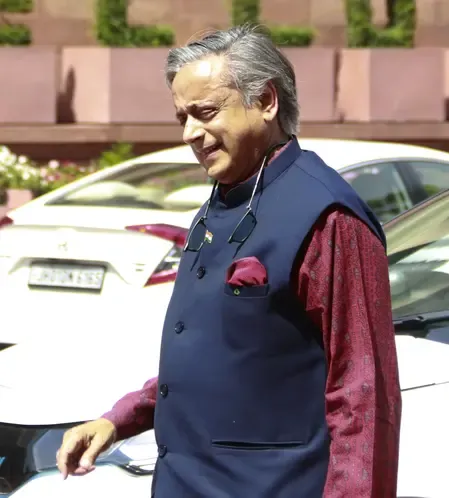 Are Congress Leaders in Kerala Nervous After Shashi Tharoor Criticizes the Emergency?