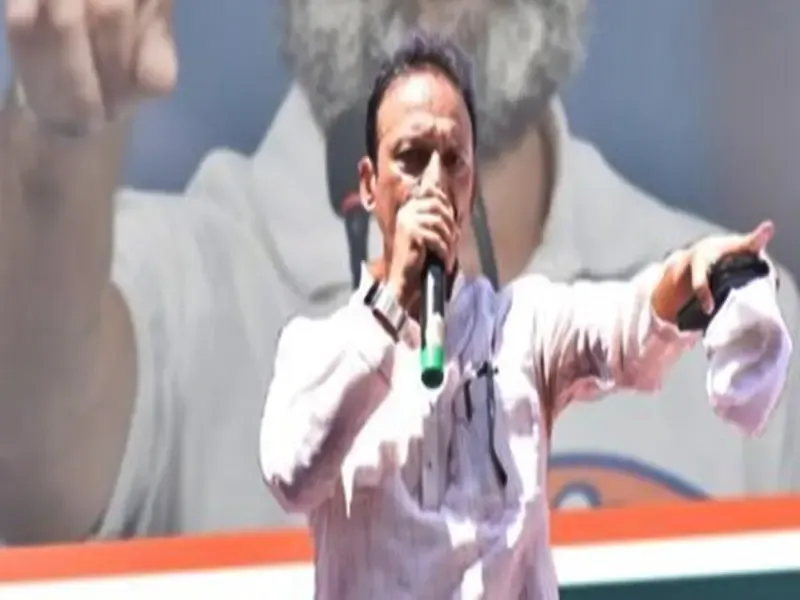 Should Mumbai Congress President Varsha Gaikwad Resign Over BMC Performance?