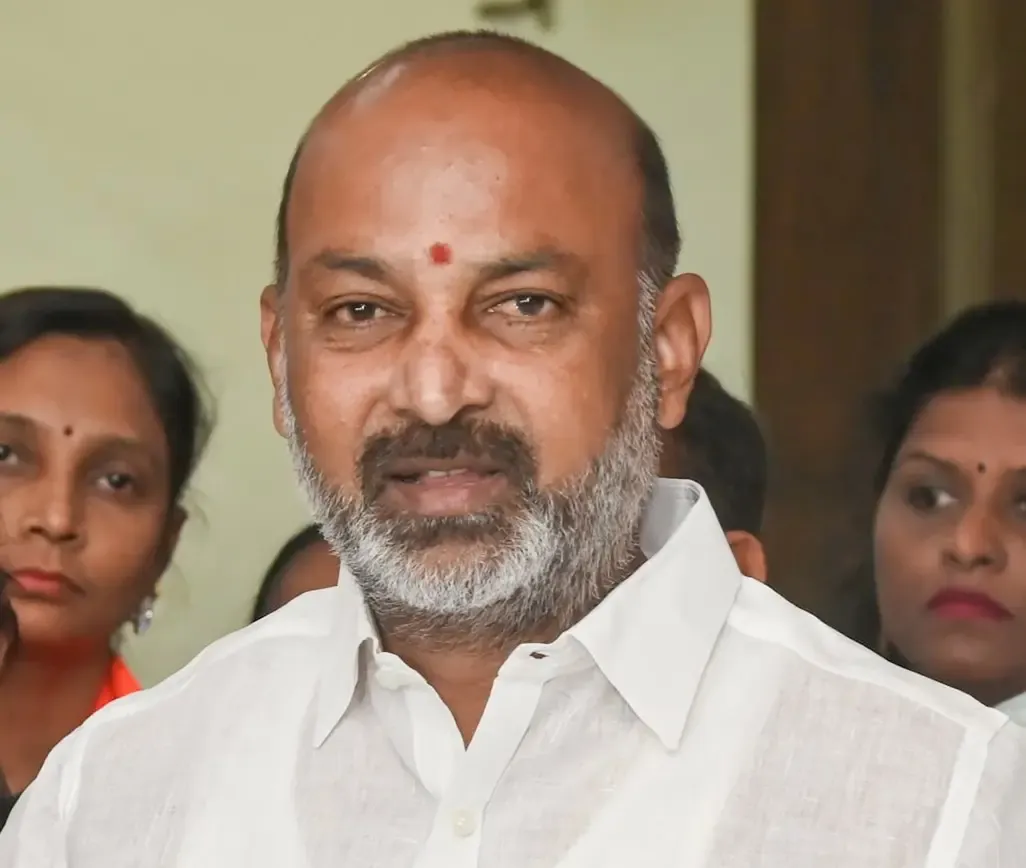 Did Congress 'Beg' Job Seekers in 2023 and 'Beat' Them in 2026? MoS Bandi Sanjay Questions