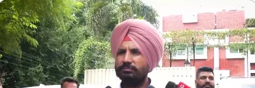 Congress warns Punjab CM Mann: Act against 3 lakh striking staff at your peril