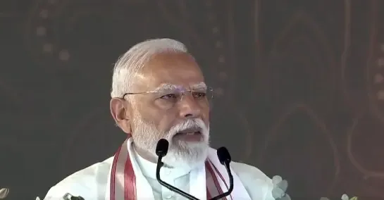 PM Modi Critiques Congress and DMK for Hindering Puducherry's Progress
