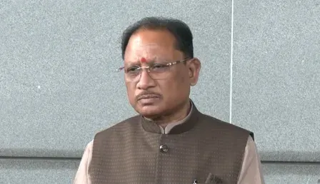 CM विष्णुदेव साय का कांग्रेस पर प्रहार: 'हताशा में पत्थरबाजी, लोकतंत्र में गरिमा ज़रूरी'
