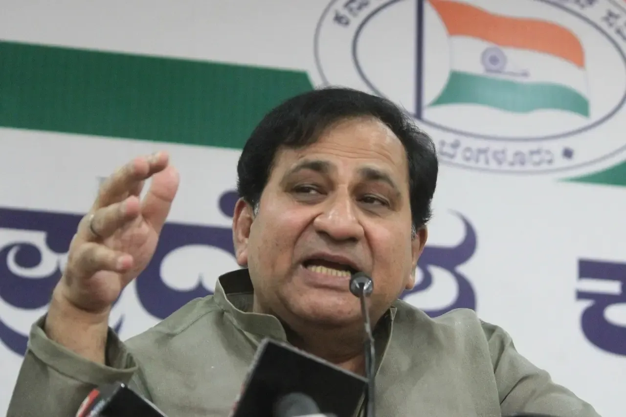 क्या कांग्रेस के वरिष्ठ नेता डॉ. शकील अहमद ने पार्टी छोड़ी?