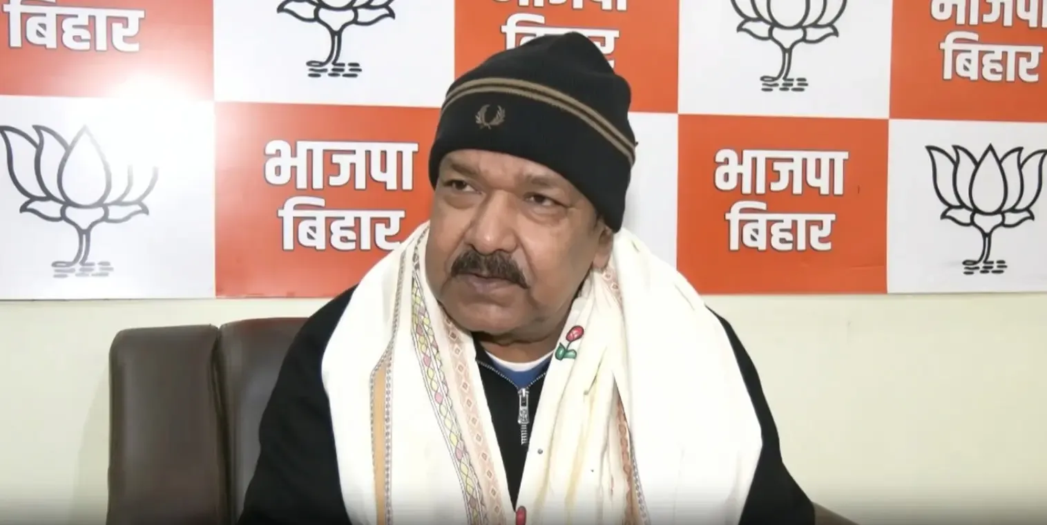 क्या राहुल गांधी खुद कांग्रेस को खत्म करने की जिम्मेदारी ले रहे हैं? : दिलीप जायसवाल