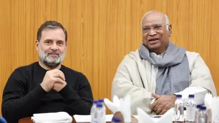 कांग्रेस ने बिहार, यूपी समेत छह राज्यों में जिला अध्यक्षों के चयन के लिए पर्यवेक्षक नियुक्त किए
