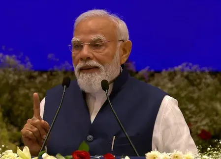 NDA के 12 साल: PM मोदी बोले — कांग्रेस ने देश को लाचारगी और हीन भावना में धकेला, हमने 7.7% ग्रोथ दी