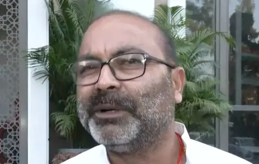 क्या महाराष्ट्र के डिप्टी सीएम एकनाथ शिंदे सच में डर गए हैं? : अजय कुमार लल्लू