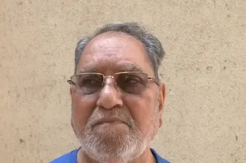 कांग्रेस नेता हुसैन दलवई का बड़ा आरोप: बंगाल में वोटों की चोरी, चुनाव आयोग पर उठाए सवाल
