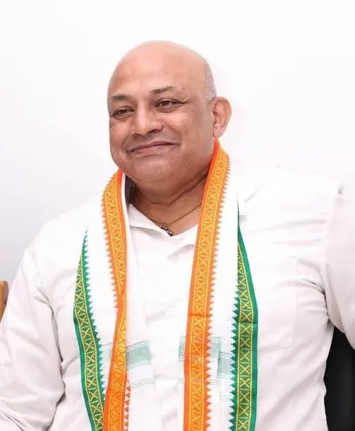 सूरज हेगड़े के निधन पर खड़गे और राहुल गांधी का शोक, कांग्रेस परिवार को अपूरणीय क्षति