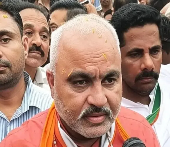 क्या कांग्रेस के विरोध में भाजपा विधायक जगमोहन आनंद ने चेतावनी दी?