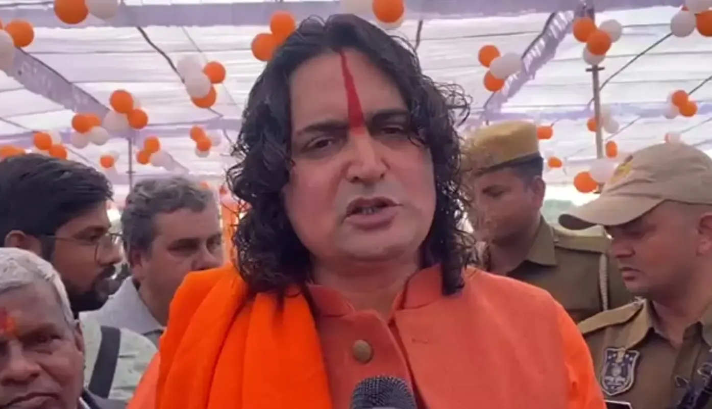 क्या कांग्रेस रैली में लगे नारों पर बालमुकुंद आचार्य का पलटवार है?