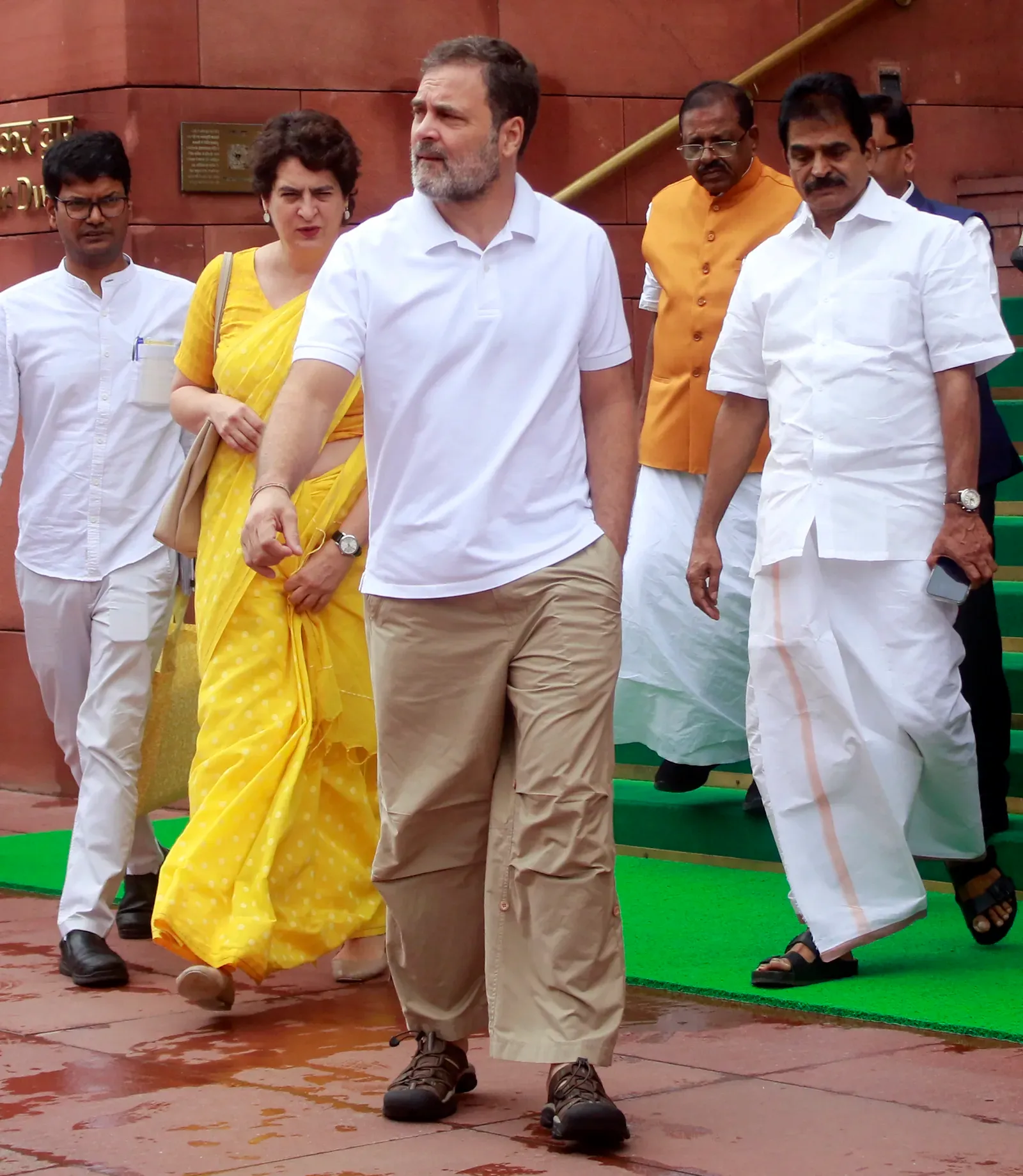 Congress fields Rahul, Priyanka Gandhi for Lok Sabha anti-paper leak Bill debate