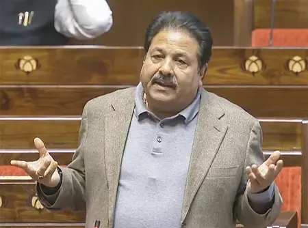 क्या कांग्रेस सांसद राजीव शुक्ला ने भाजपा पर पलटवार किया?