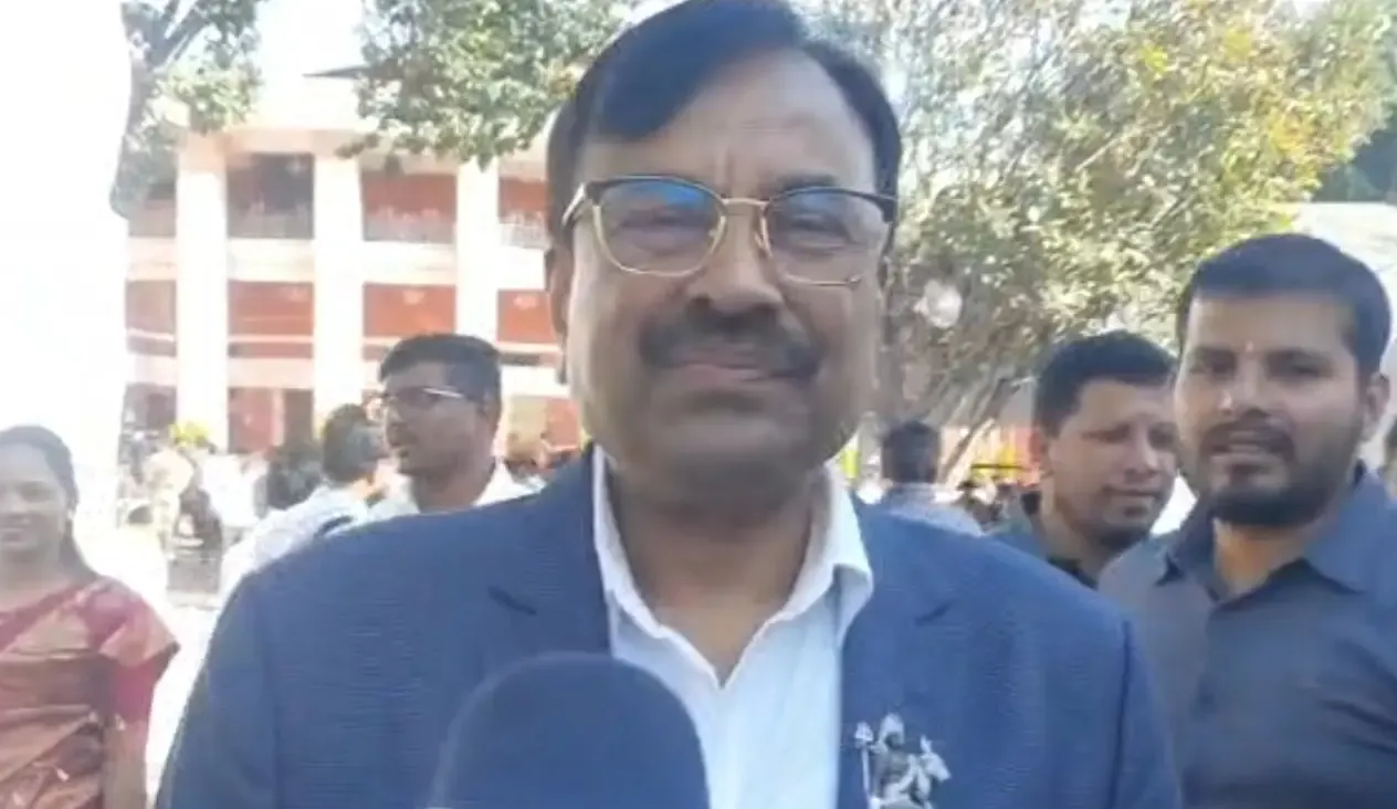 क्या कांग्रेस सत्ता से दूर रहकर बौखला गई है: सुधीर मुनगंटीवार?