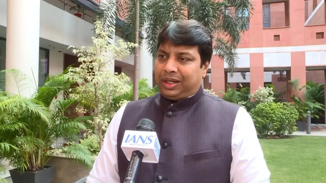 BJP's Rohan Gupta Calls for Congress to Reflect on Its Actions Amidst New INDIA Bloc Tensions