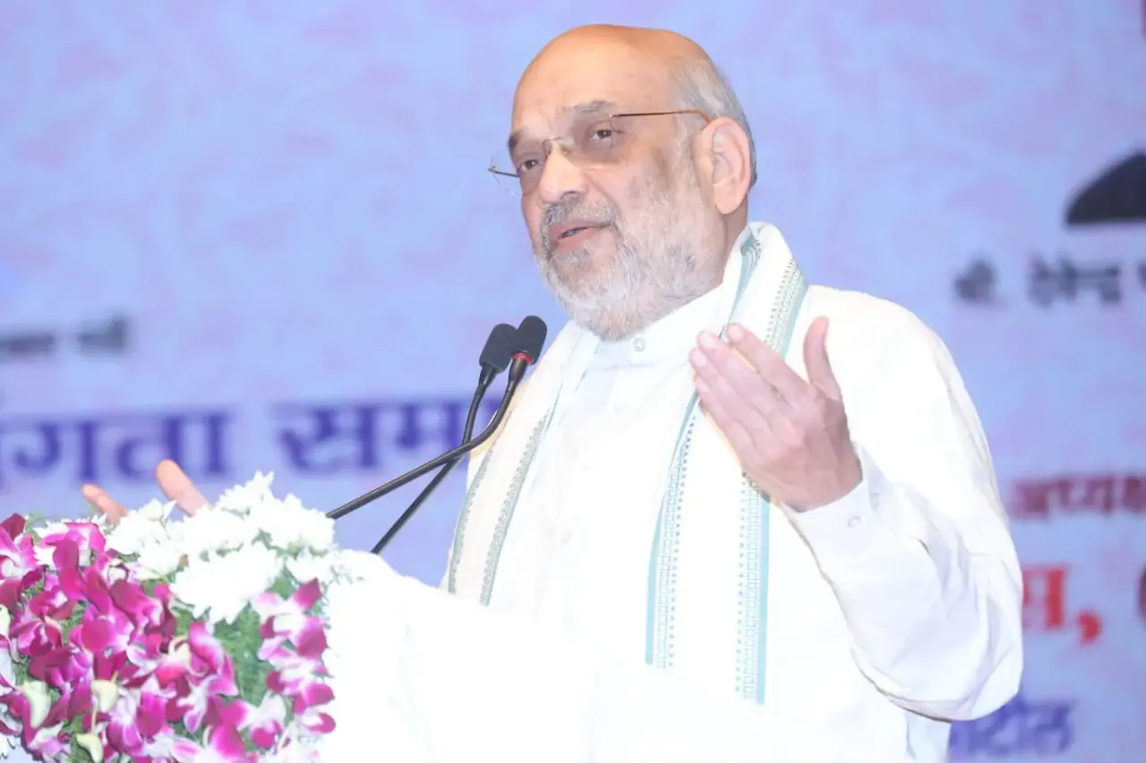 Amit Shah Advocates for Technological Adoption in Cooperative Banks