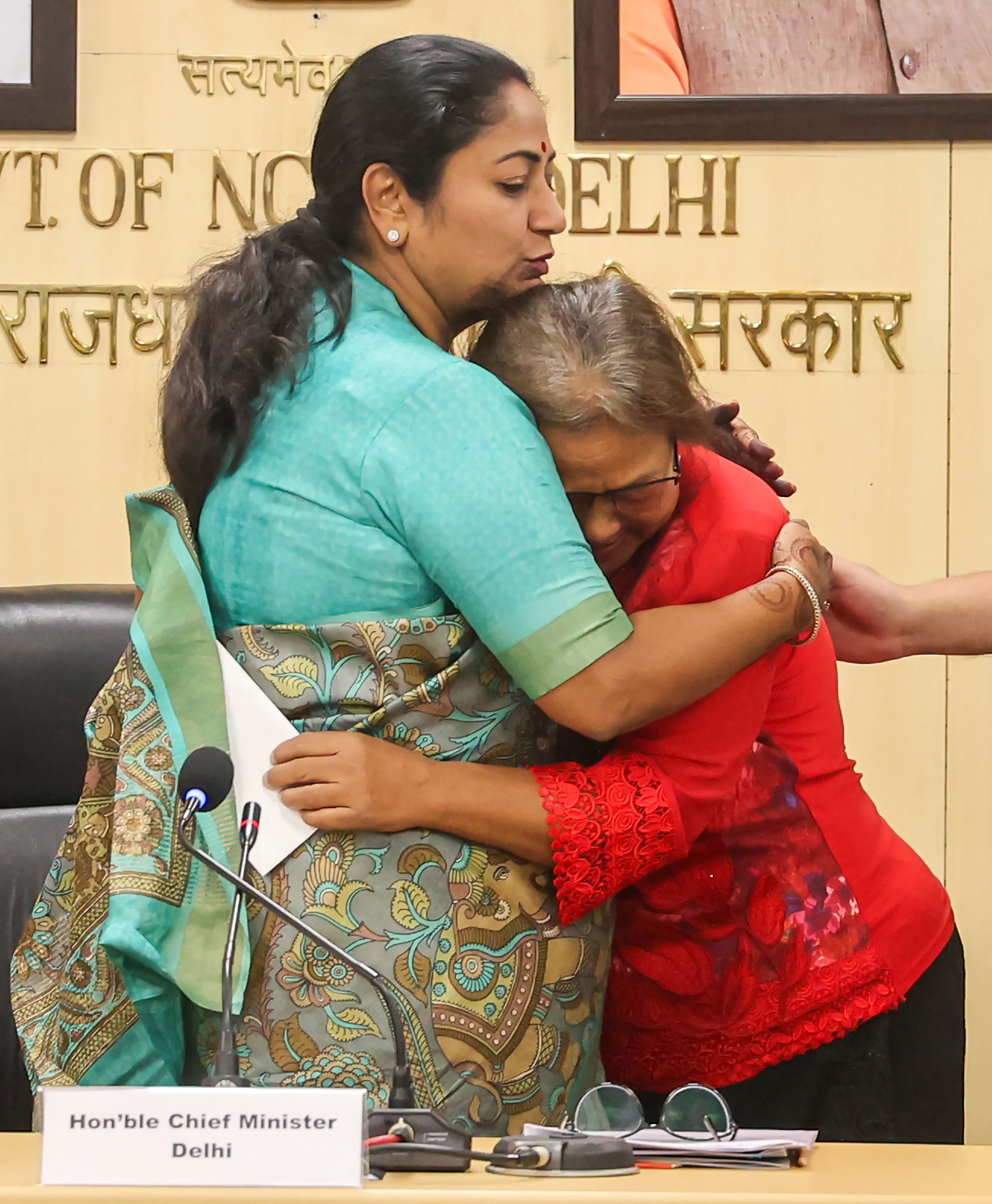 Delhi CM Rekha Gupta: Did She Honor the Families of Covid Victims with Rs 1 Crore Each?