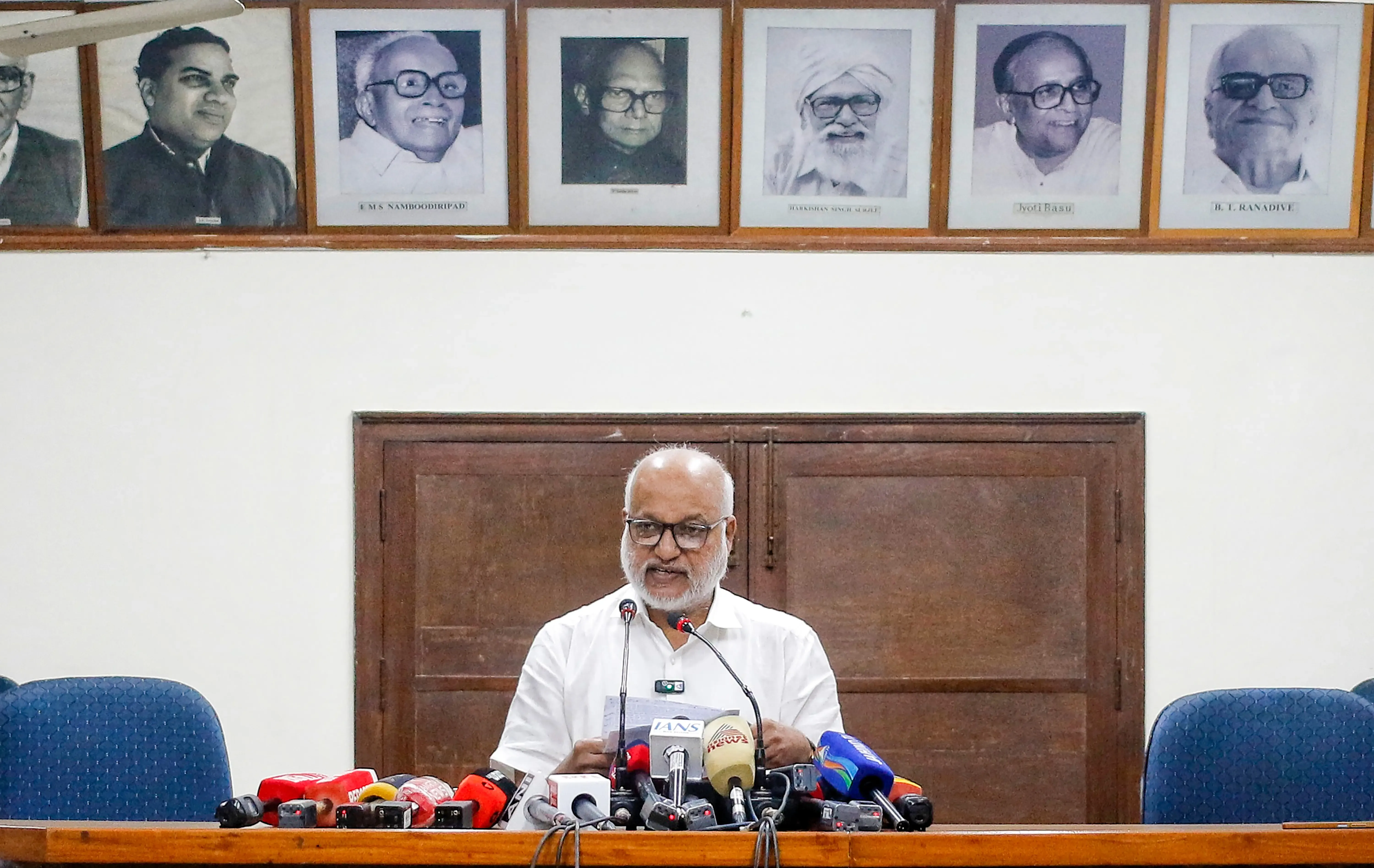 CPI-M Politburo orders deep review after historic Kerala election defeat