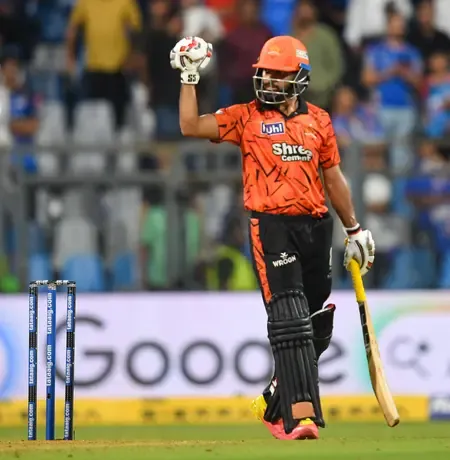 Salil Arora's 7-8 ball impact 'special skill': Bangar backs SRH youngster after MI rout