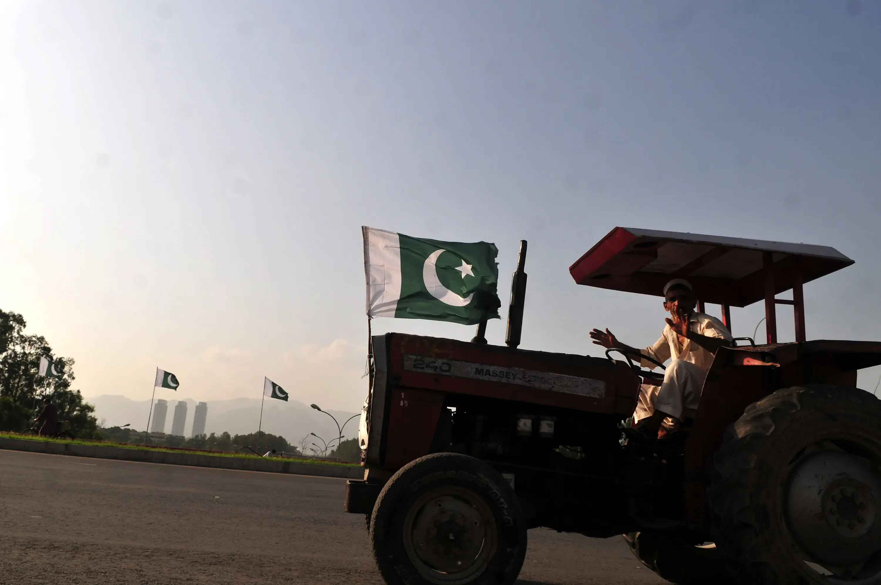 Is Crony Capitalism and Autocratic Rule Hindering Pakistan's Growth?
