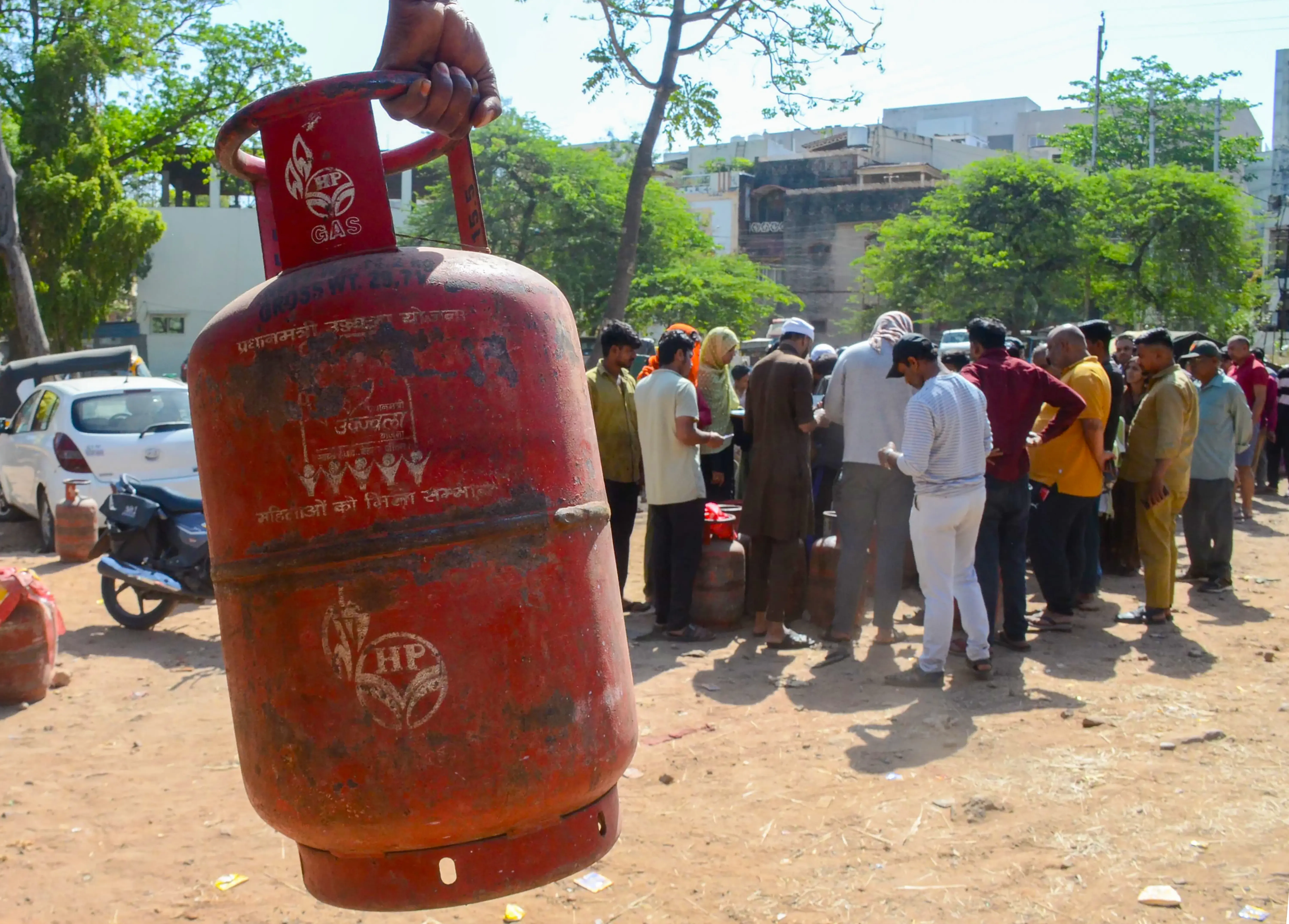 Rajasthan Police Warns of Rising Cyber Fraud Amid LPG Shortage Concerns