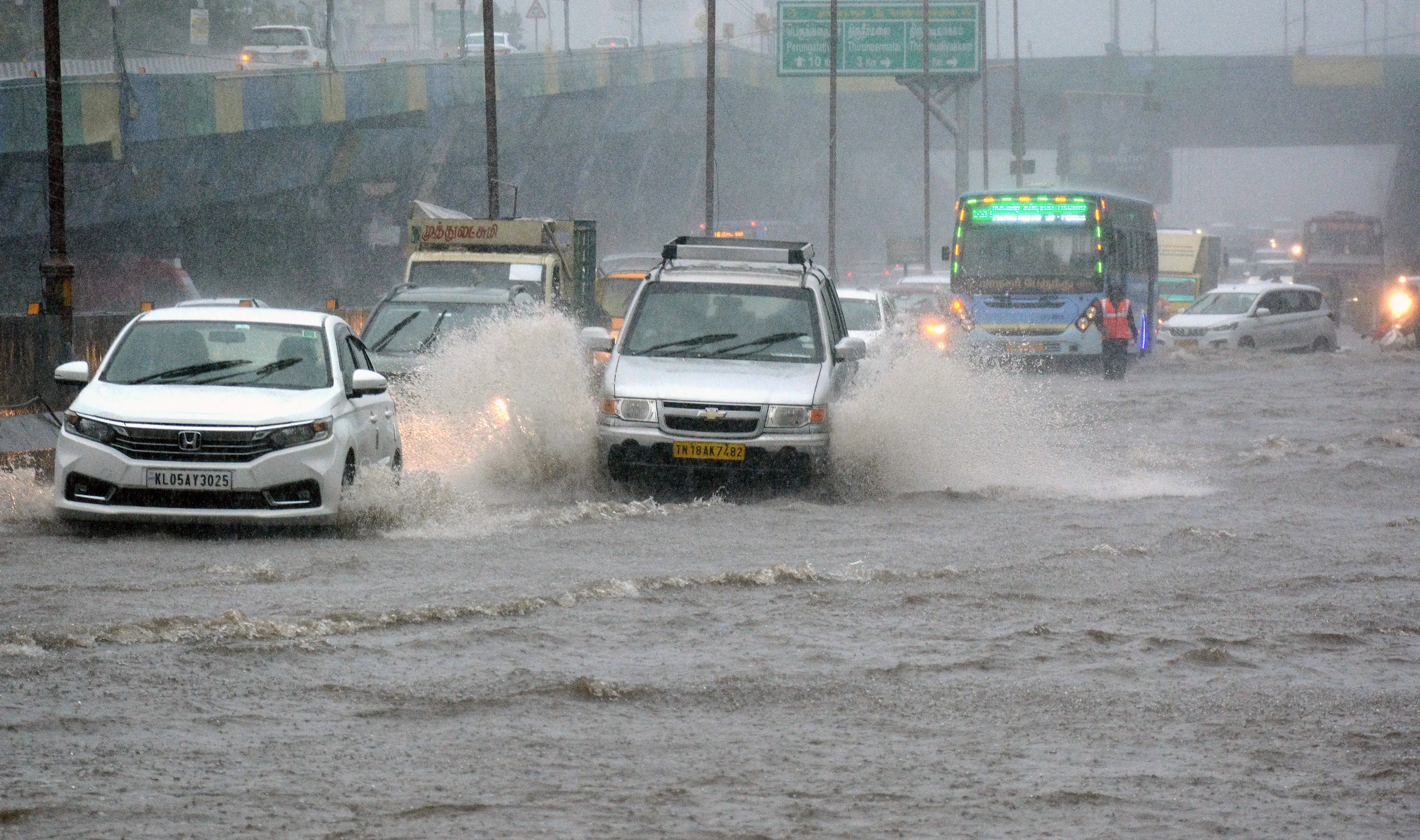Cyclone Fengal Leads to Closure of Educational Institutions in Puducherry Today