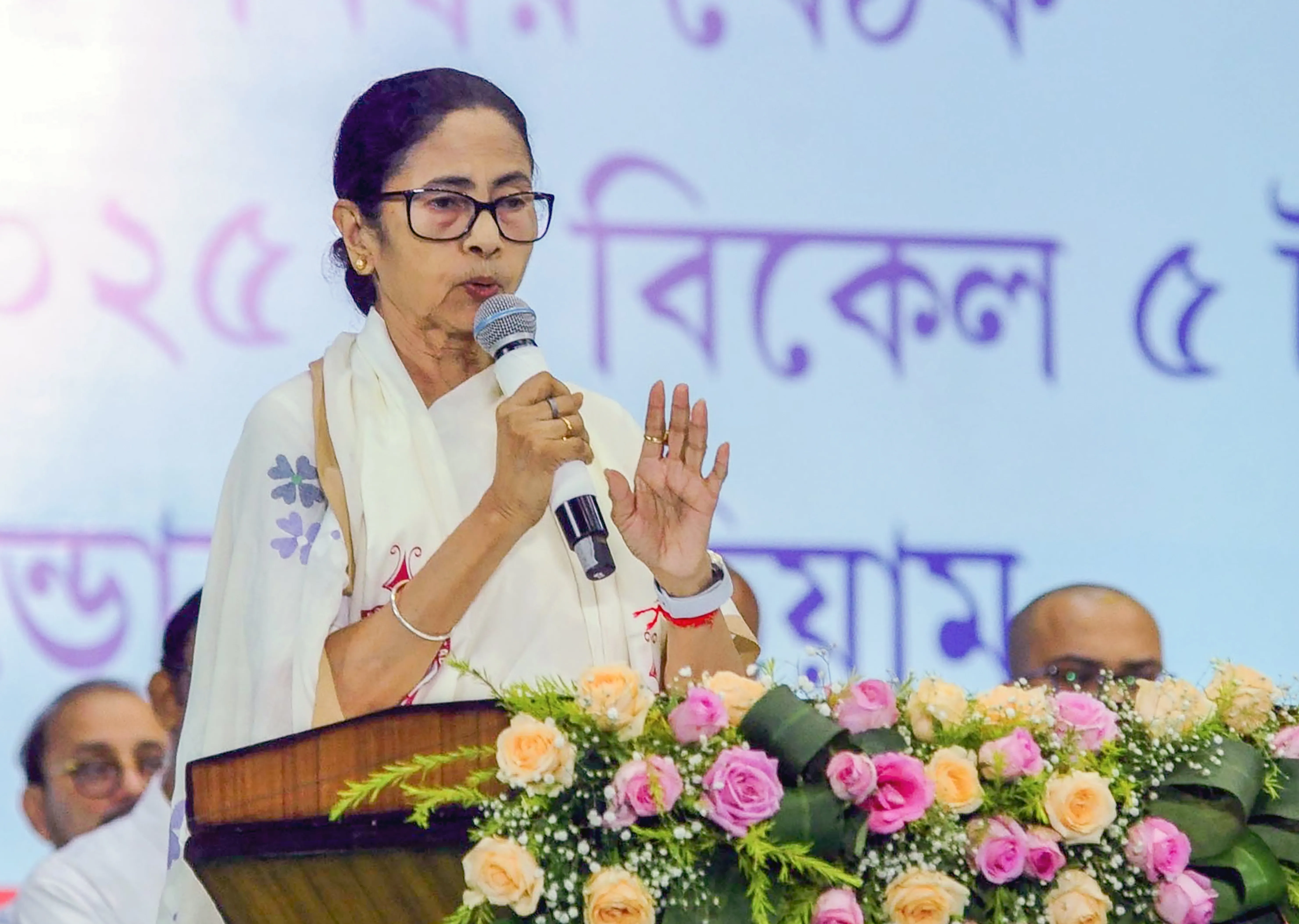 Will Bengal Govt’s Increased Durga Puja Donation Be Addressed in SC?