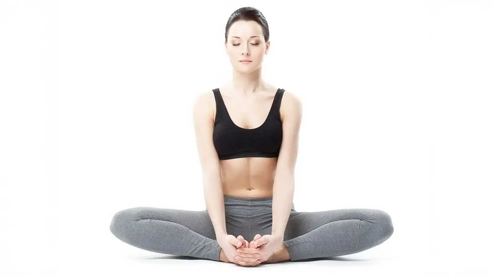 दफ्तर में घंटों बैठकर क्या पीठ में दर्द हो गया है? इस आसन से मिलती है राहत