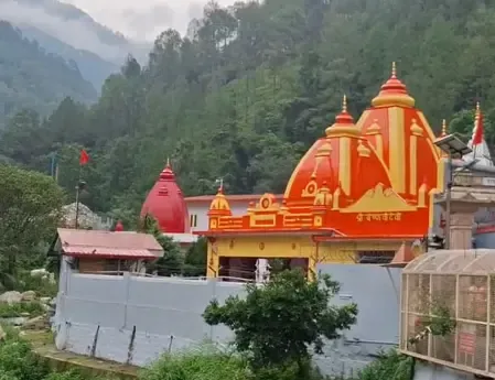 डाक विभाग की ‘प्रसादम योजना’ से देशभर में कैंची धाम के प्रसाद का वितरण