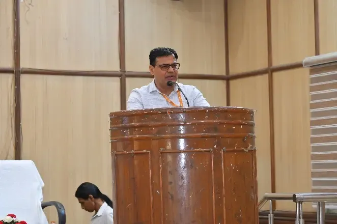 जनगणना 2027: दिल्ली के दक्षिण-पूर्वी जिले में पुलिस-प्रशासन ने पीजीडीएवी कॉलेज में जागरूकता अभियान चलाया