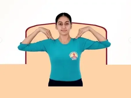 दर्द हो या अकड़न, दूर करने में प्रभावी हैं शोल्डर मूवमेंट के ये ‘चार चरण’ 