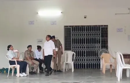 दतिया उपचुनाव मतगणना: भाजपा के आशुतोष तिवारी 965 वोटों की बढ़त पर, दो राउंड पूरे