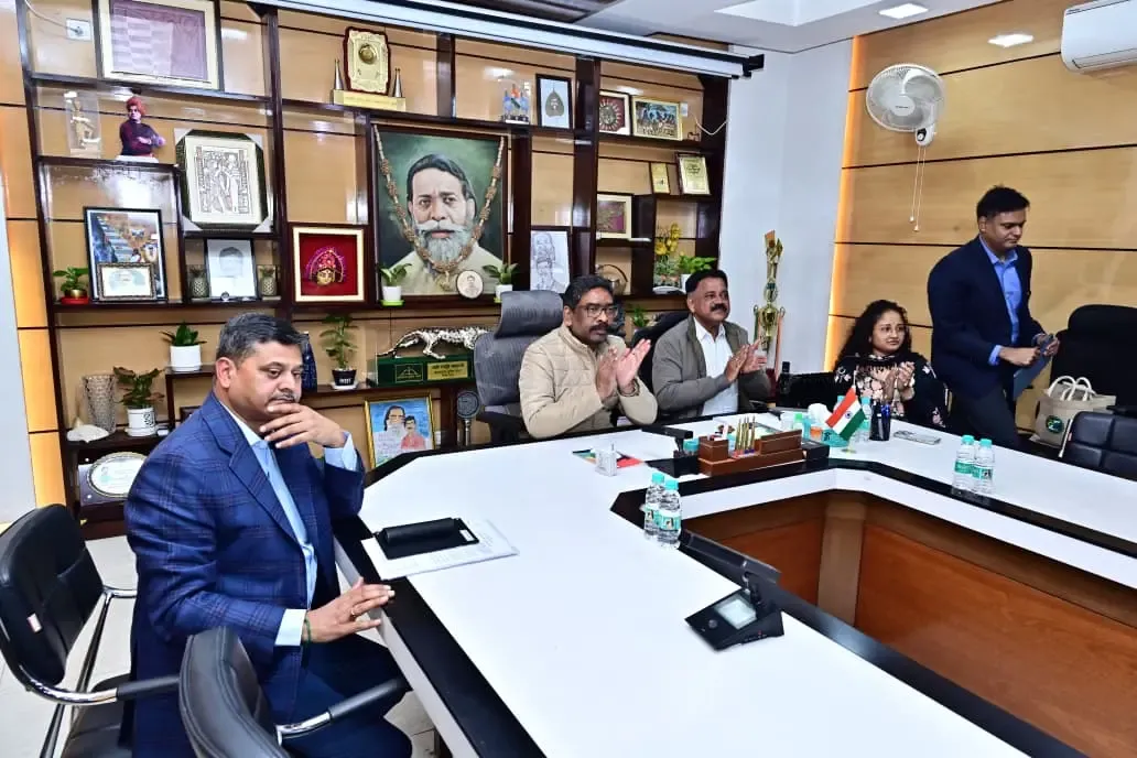 क्या झारखंड दावोस में वर्ल्ड इकोनॉमिक फोरम में सीएम हेमंत की अगुवाई में भाग लेगा?