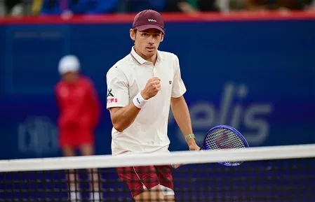 De Minaur storms into Hamburg Open semis, first Aussie since Hewitt in 2007