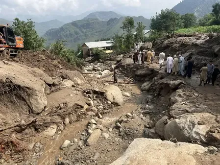 What is the current death toll from Pakistan's intense rainfall?